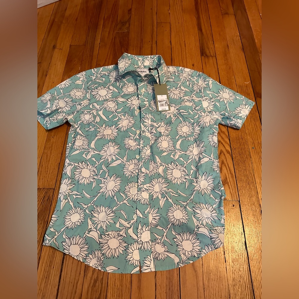 Men’s good fellow button up slim fit shirt NWT